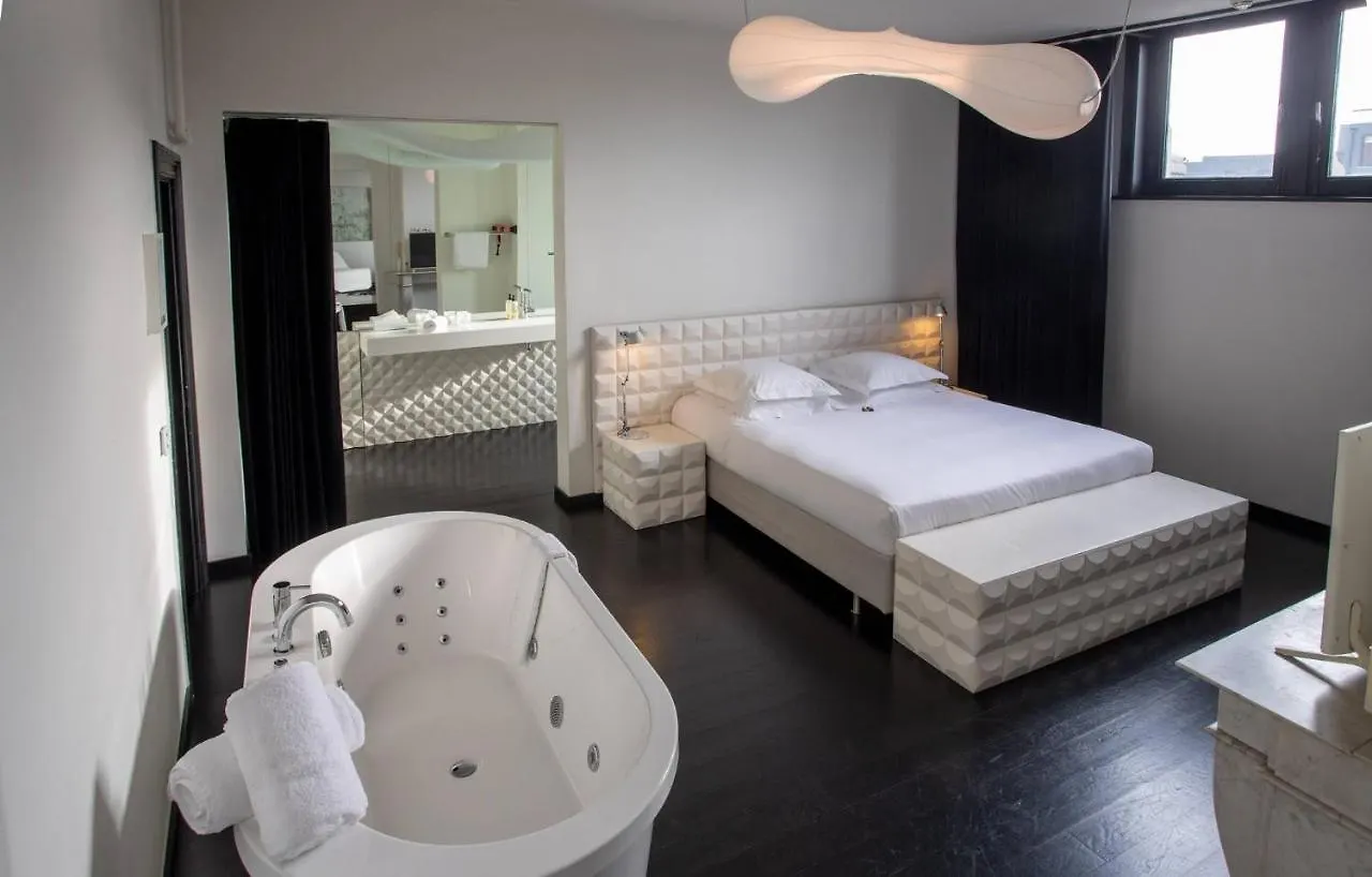 B&B Suites Feek Antwerp