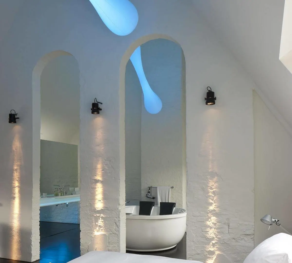 B&B Suites Feek Antwerp 5*,  Belgium